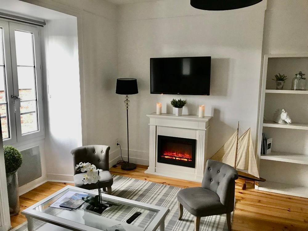 En Face De L'Hotel Normandy - Appartement Dernier Etage Deauville Dış mekan fotoğraf